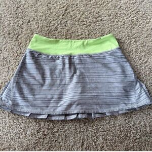 Lululemon Pace Setter Skirt: 4